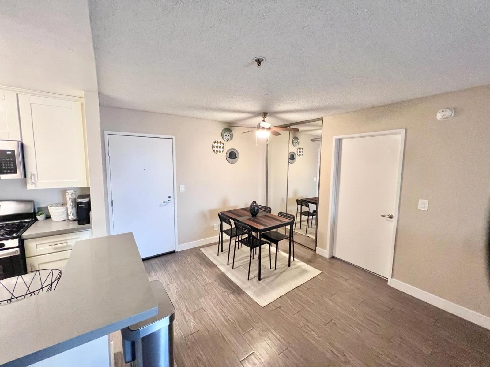 Hollywood Two Bedroom & Free Two Parking Spots Apartment Los Angeles Esterno foto